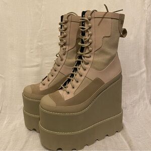 DOLLSKILL PLATFORM BOOTS
